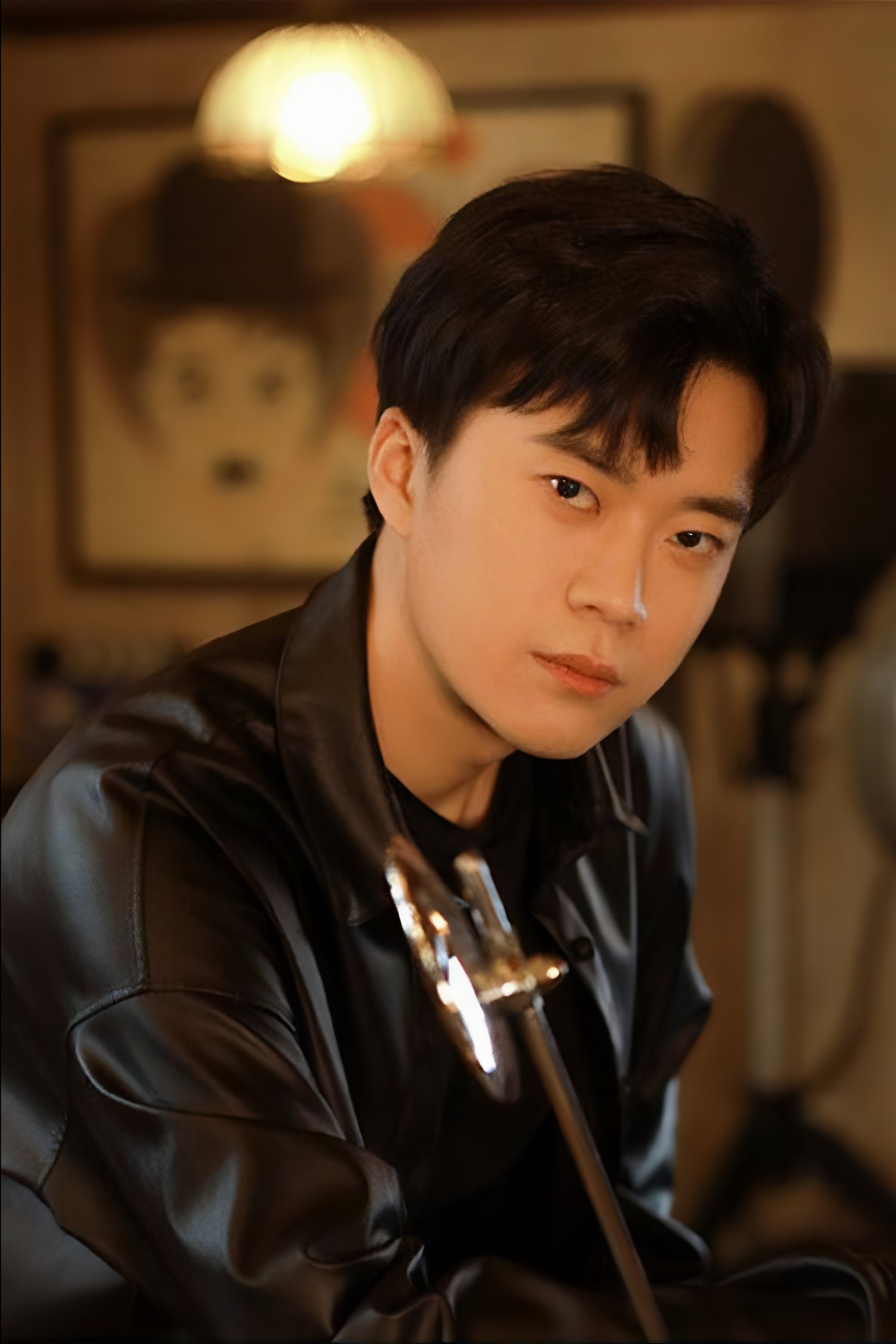 Michen Xia()