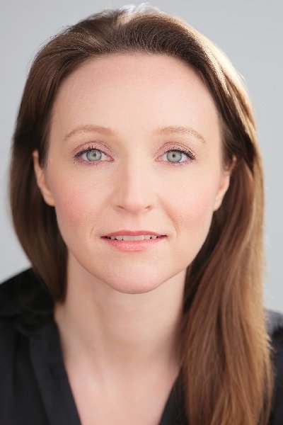 Elizabeth Piper S.()
